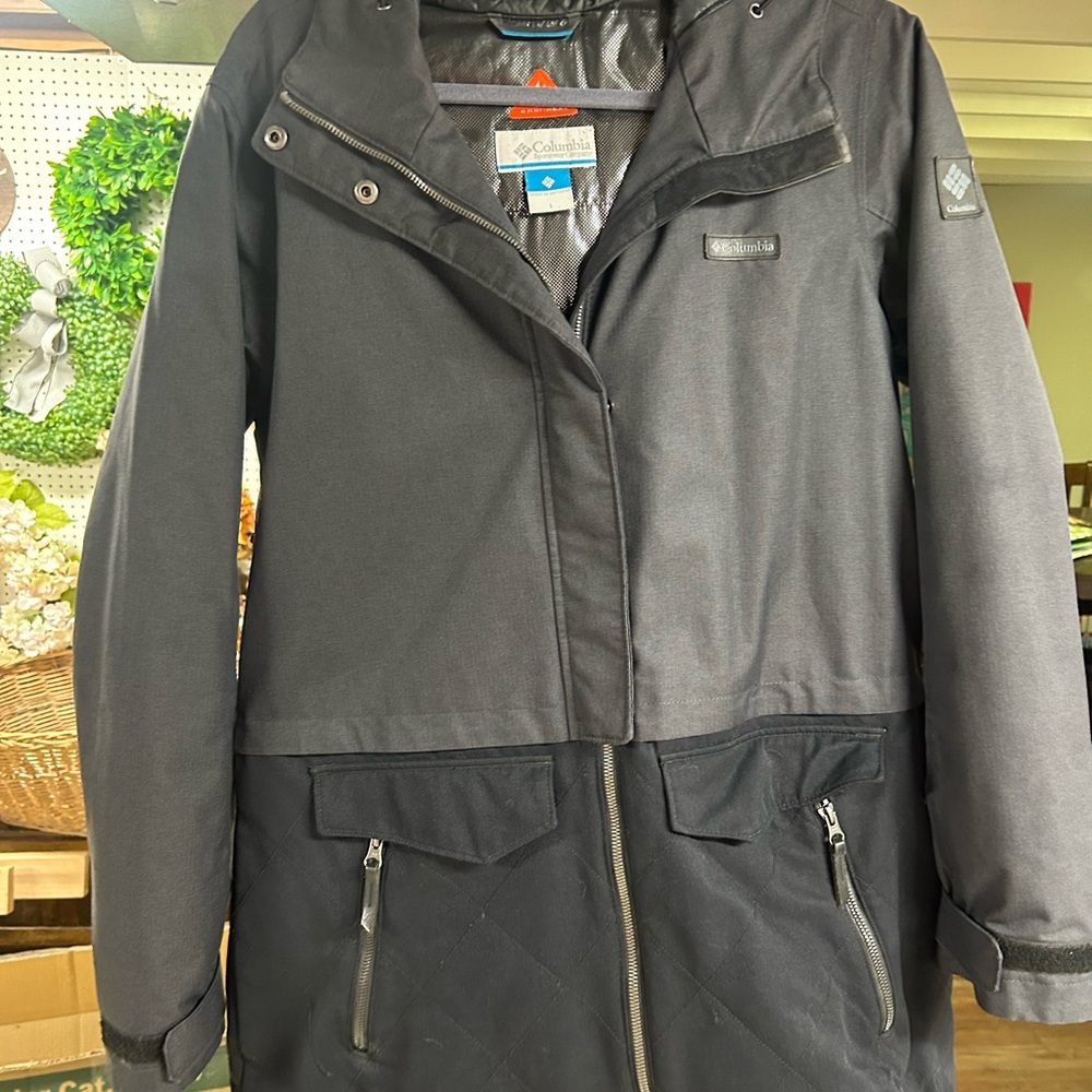 Columbia Women's Dark Gray Ski Jacket